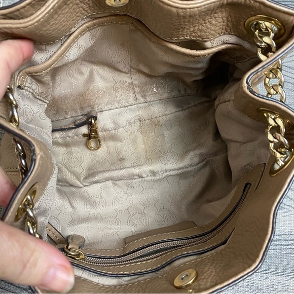 Michael Kors Chain Straps Jet Set Crossbody/Shoulder Bag - Picture 6 of 16